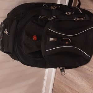 Swissgear 1270 Scansmart Laptop Backpack - Black NWOT